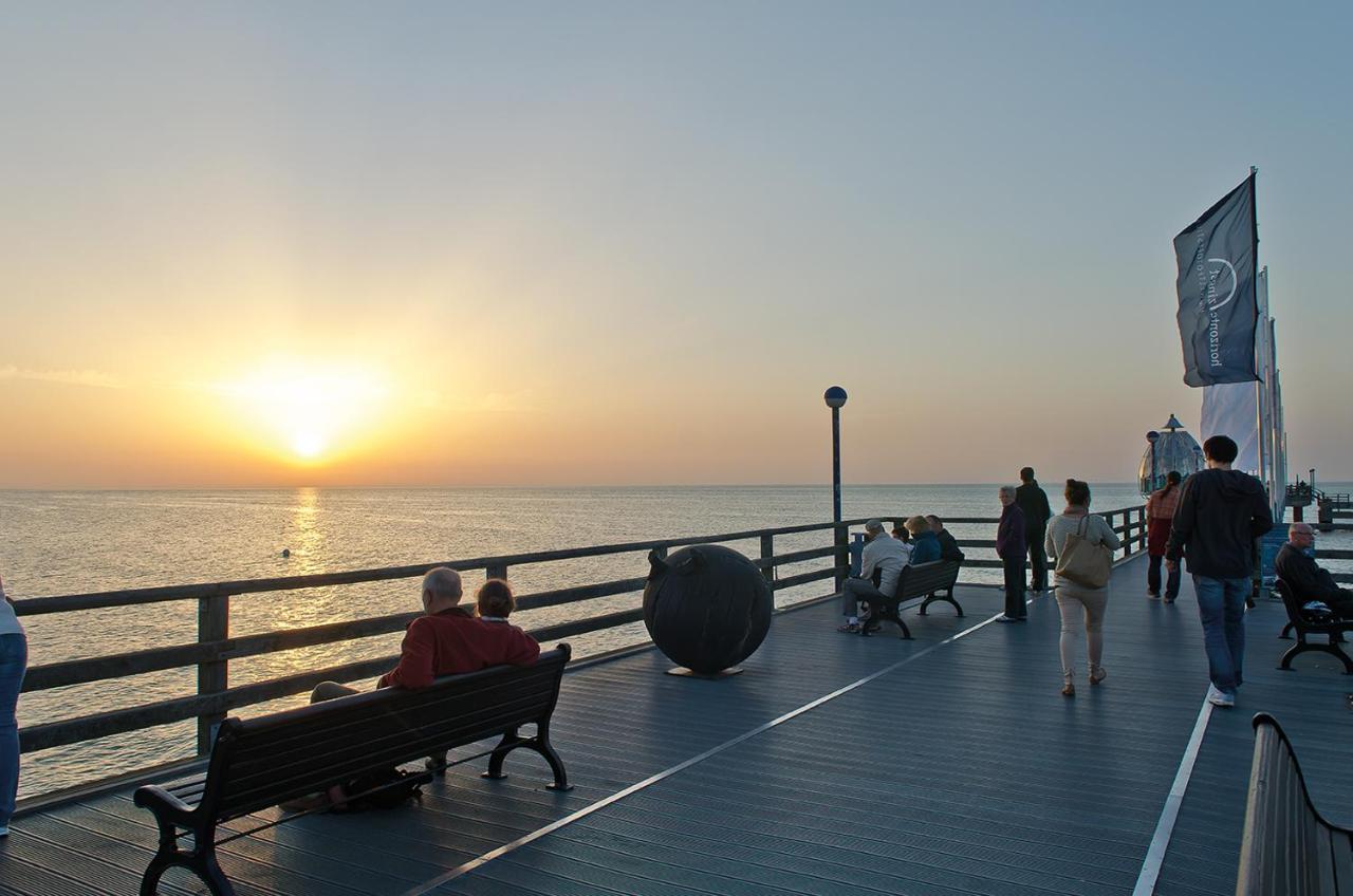 Hausnora - Zingst Apartman Kültér fotó